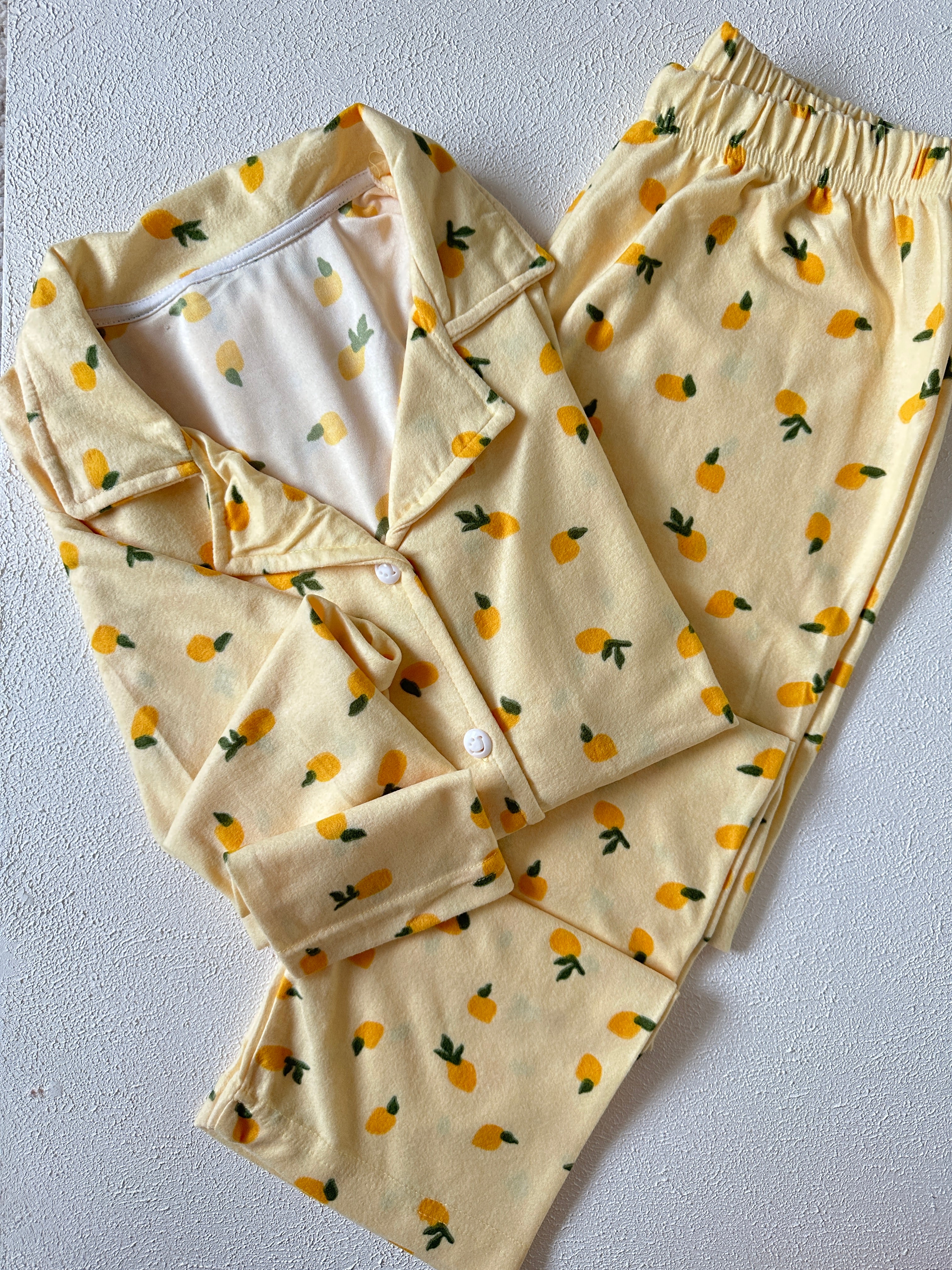 Sarı Ananas Desenli Pijama Takımı