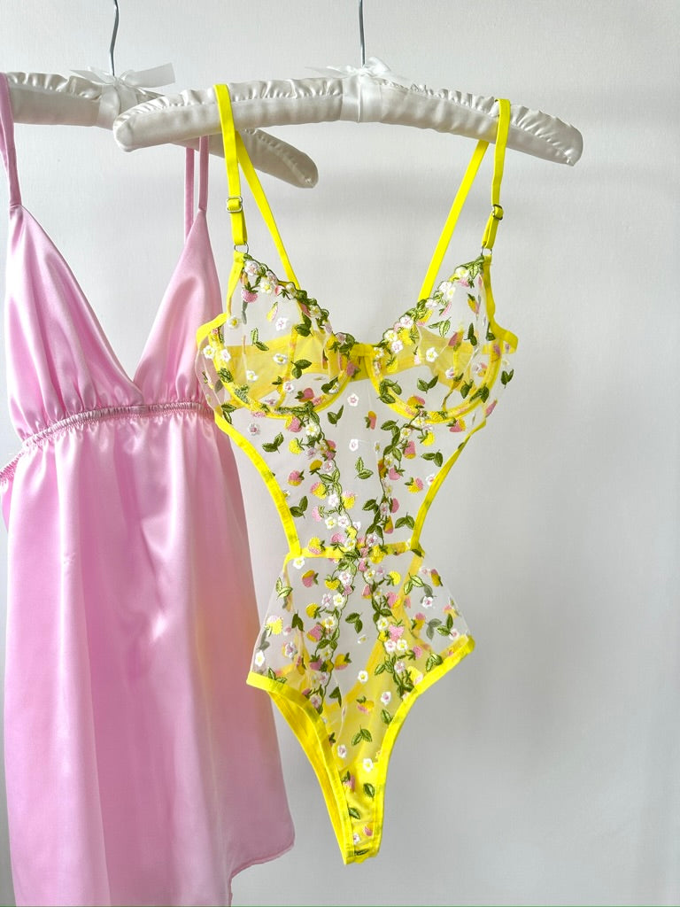 Carety Sarı Bodysuit