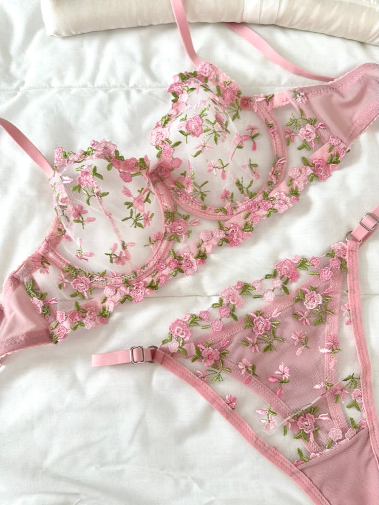 Robin Pembe Bralet Takım.