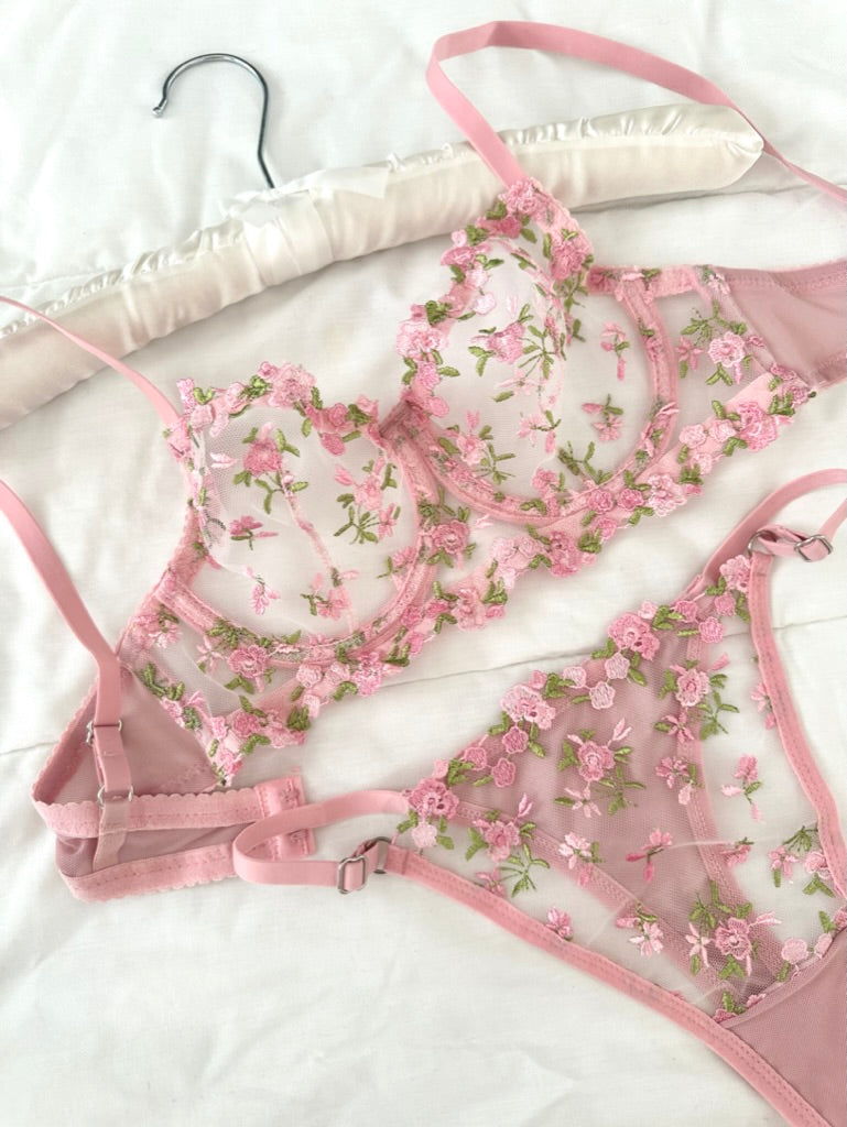 Robin Pembe Bralet Takım.