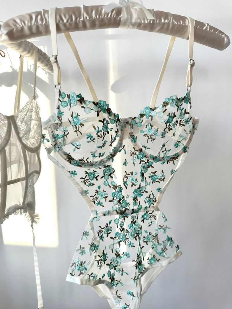 Alya Yeşil Bodysuit.