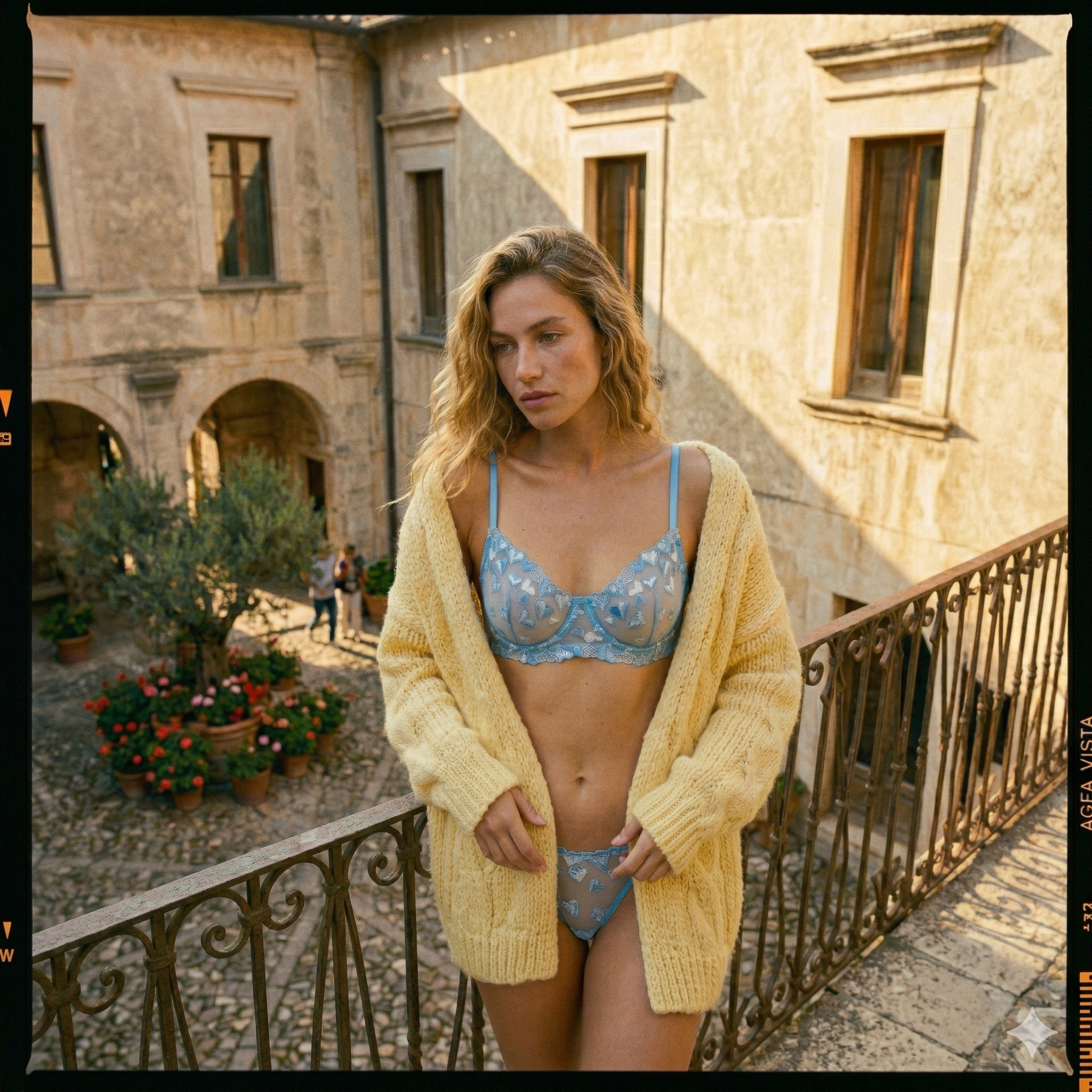 Shay Mavi Bralet Takım