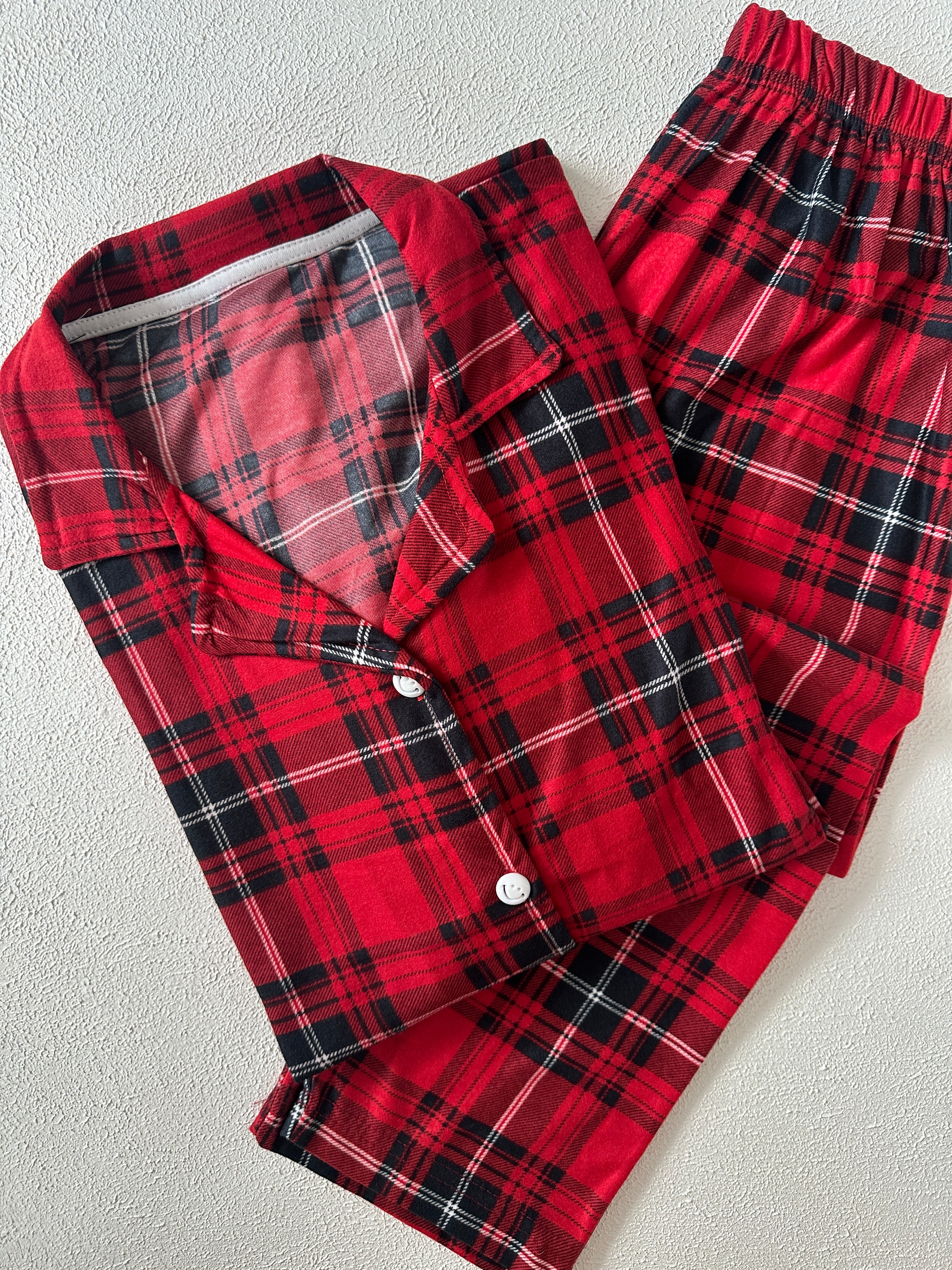 Kırmızı Ekoseli Pijama Takımı