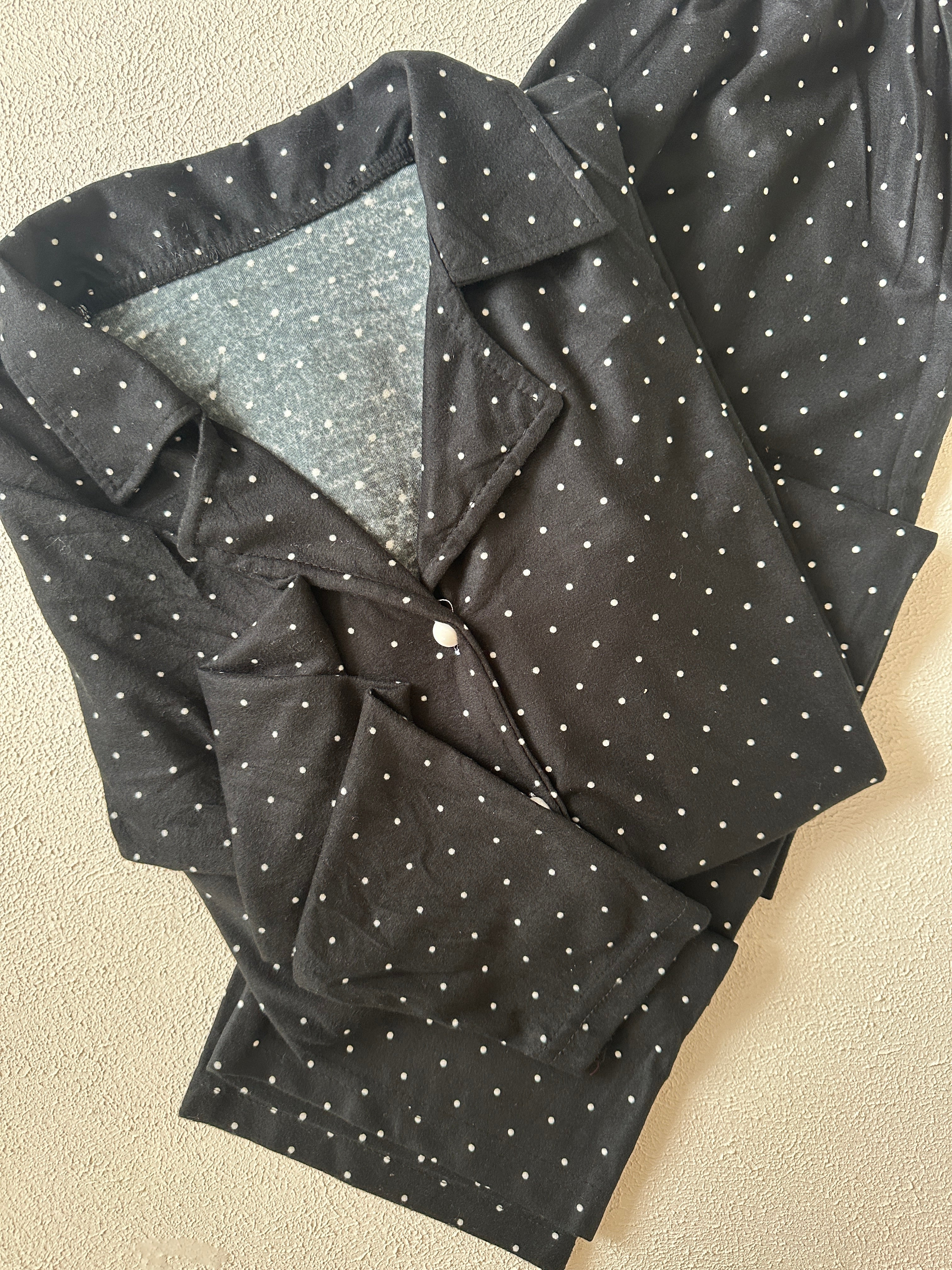 Siyah Puantiyeli Pijama Takımı