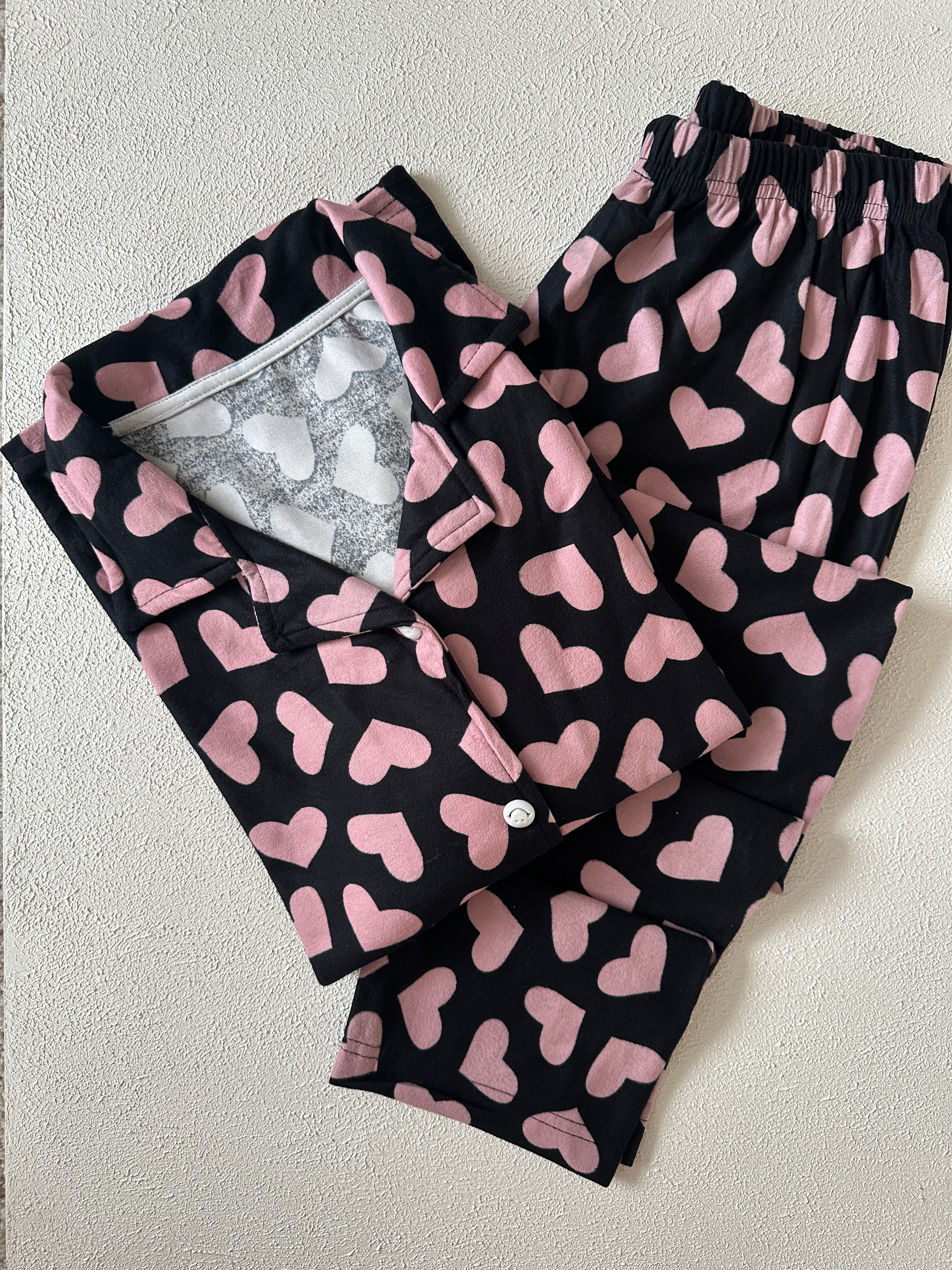 Siyah Kalpli Pijama Takımı