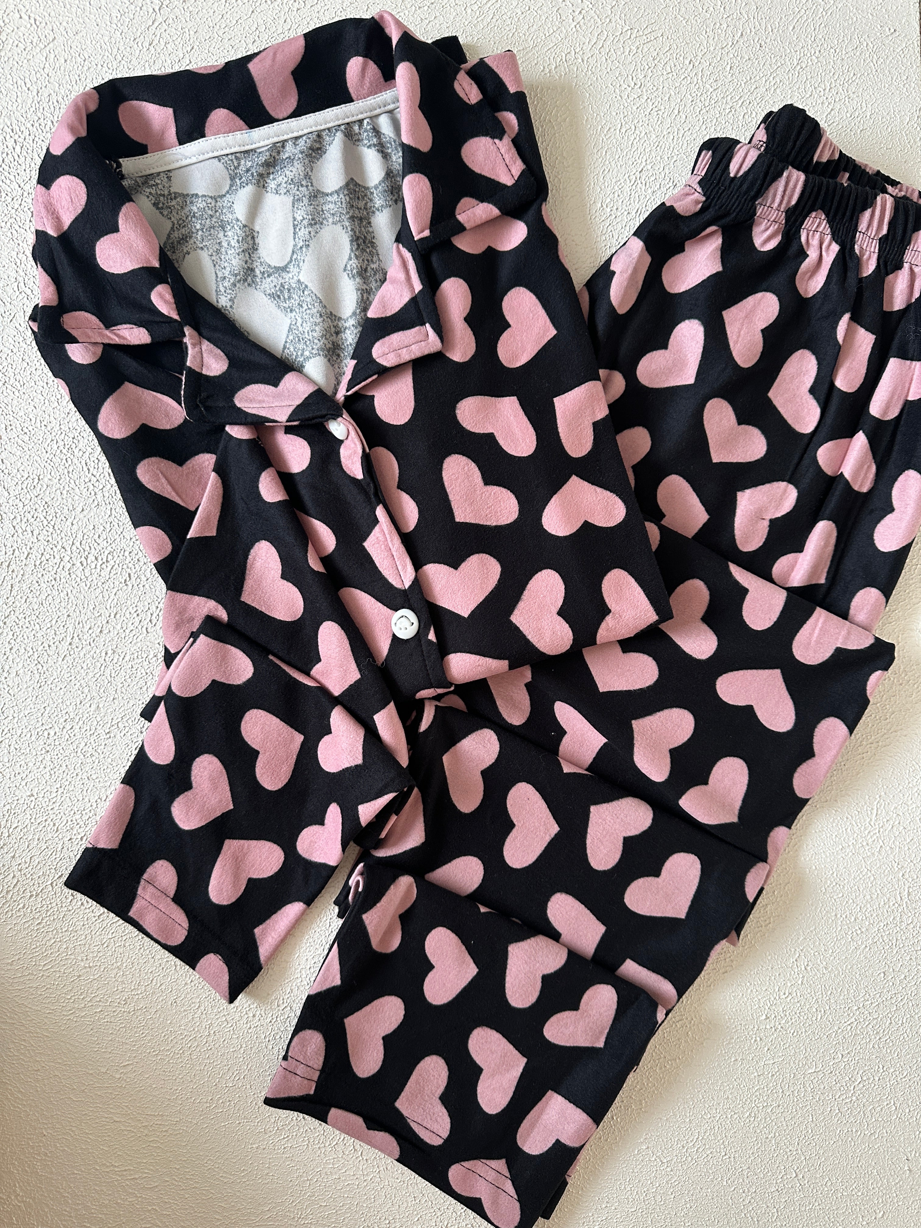Siyah Kalpli Pijama Takımı