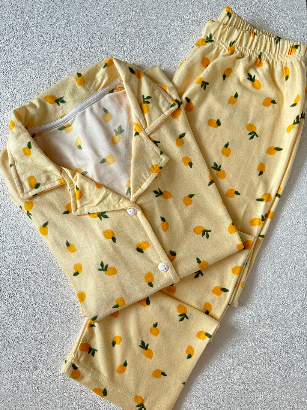 Sarı Ananas Desenli Pijama Takımı