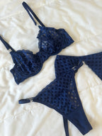 Emilly Lacivert Jartiyer Takım