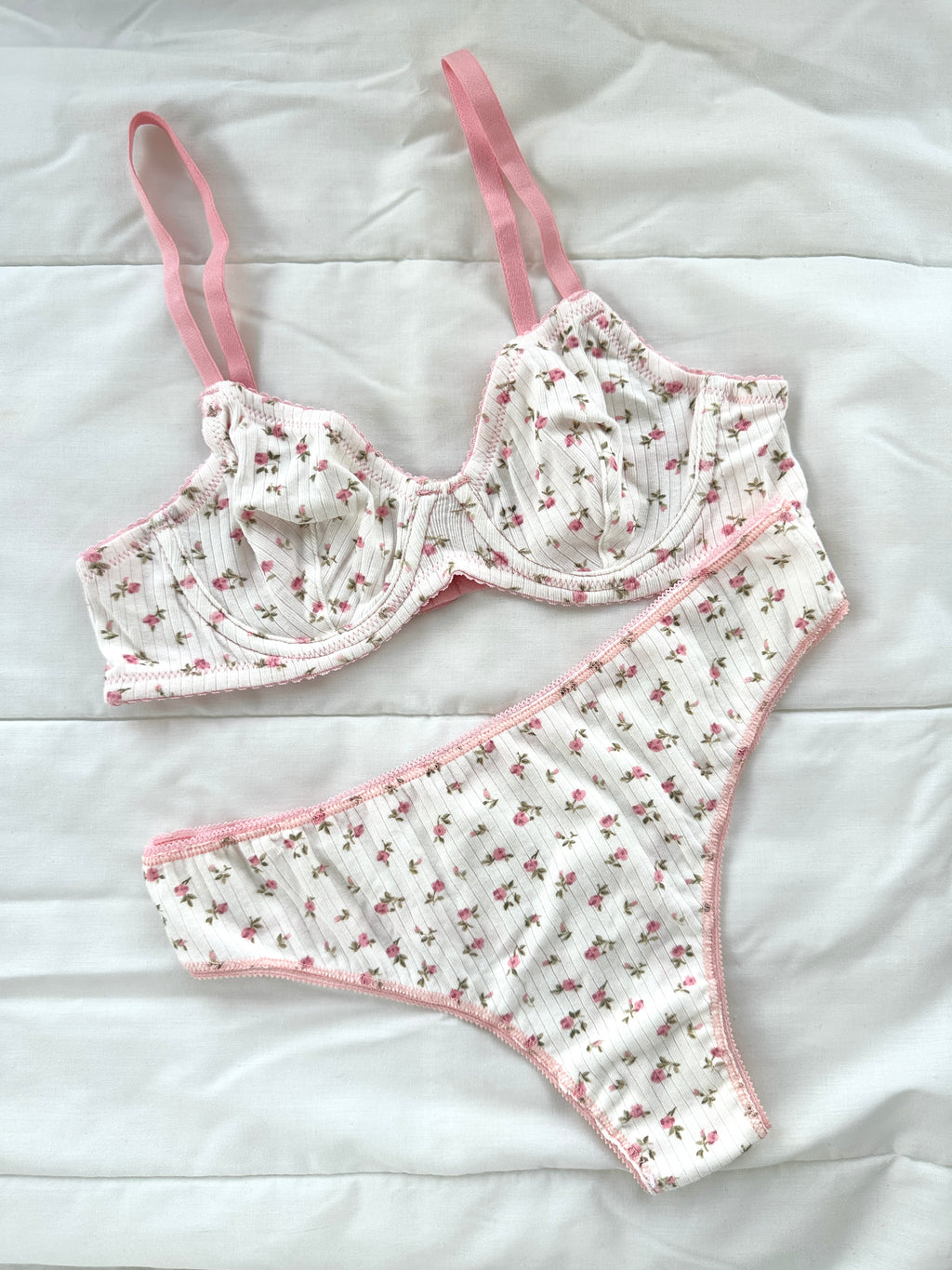 Rosy Garden Balenli Takım