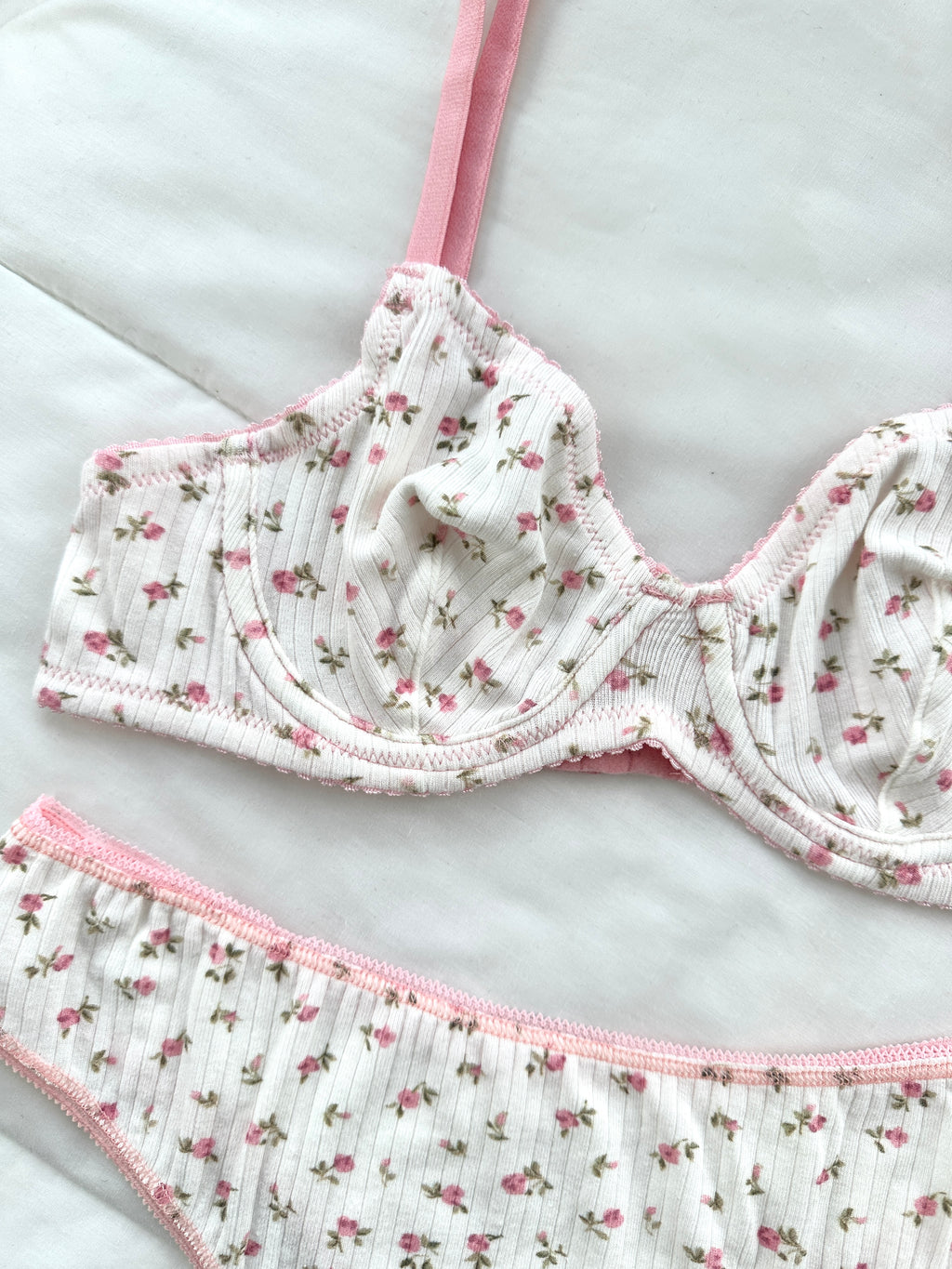 Rosy Garden Balenli Takım