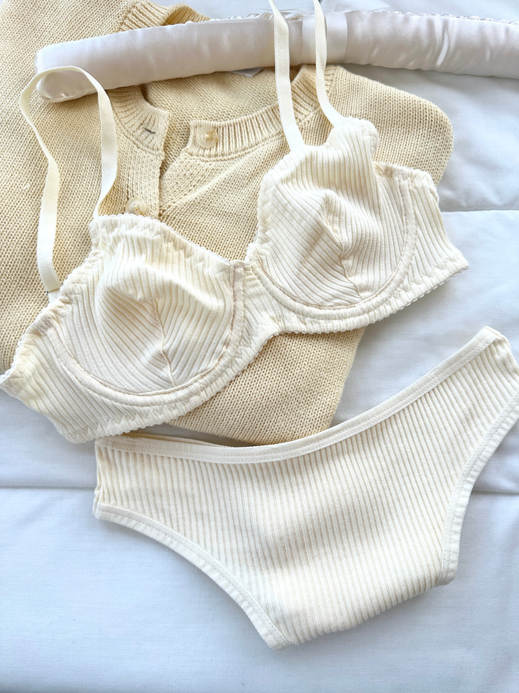 Dali Sarı Soft Balenli Takım