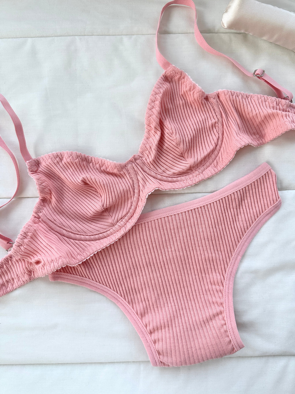 Dali Pembe Soft Balenli Takım