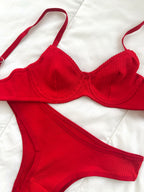 Dali Kırmızı Soft Balenli Takım