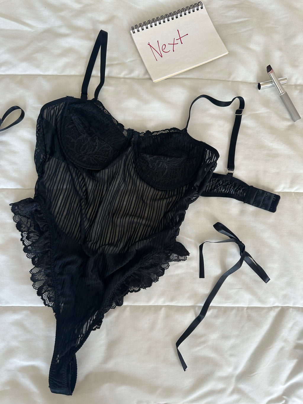 Lora Siyah Bodysuit