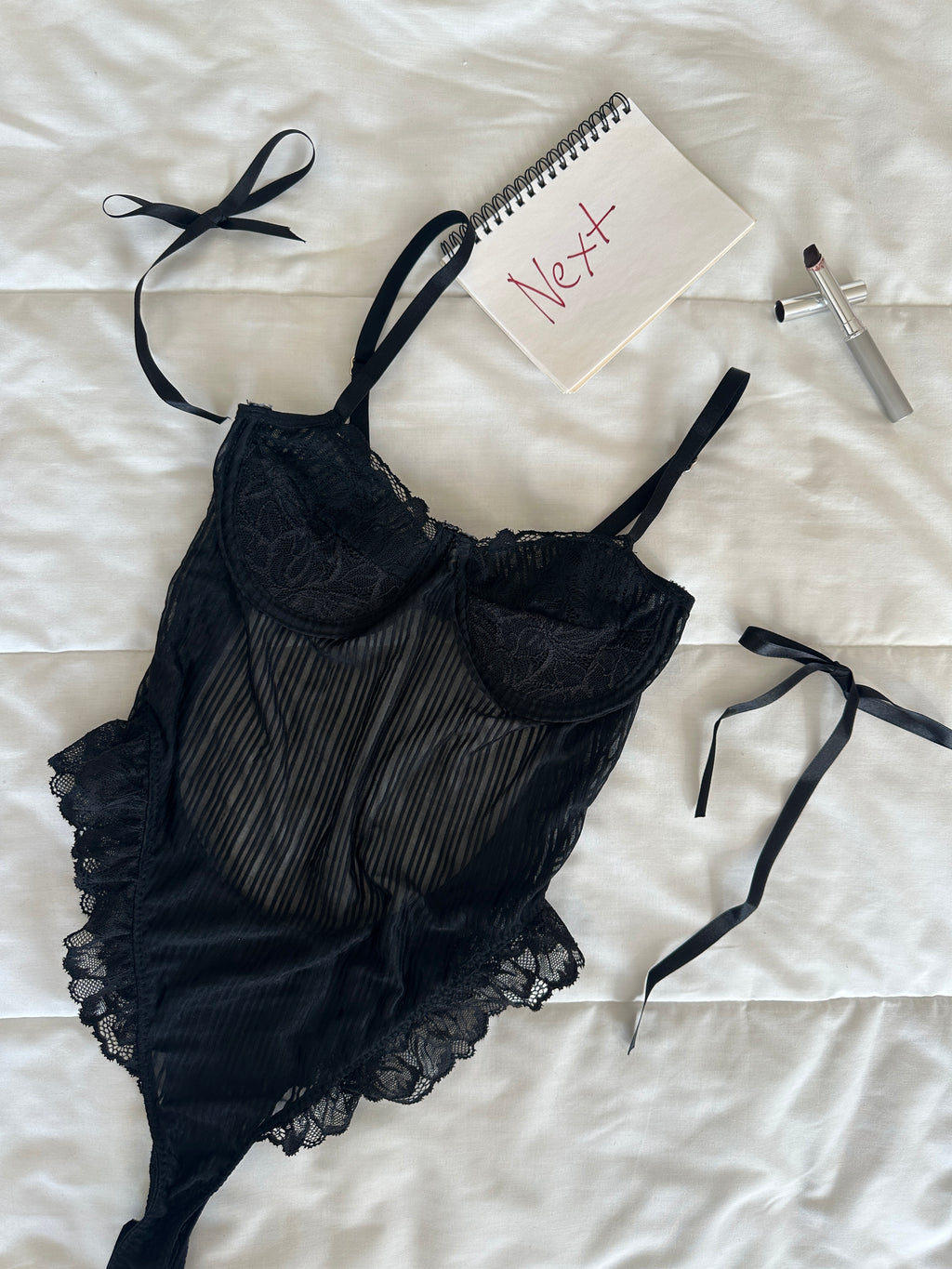 Lora Siyah Bodysuit