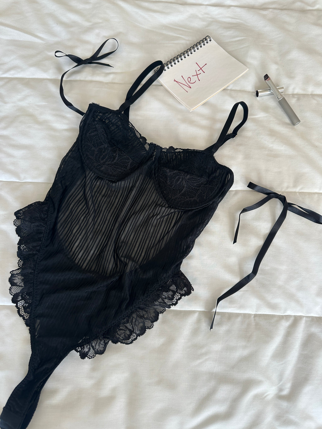 Lora Siyah Bodysuit