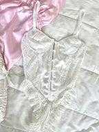 Julia Beyaz Bodysuit