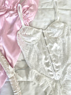 Julia Beyaz Bodysuit