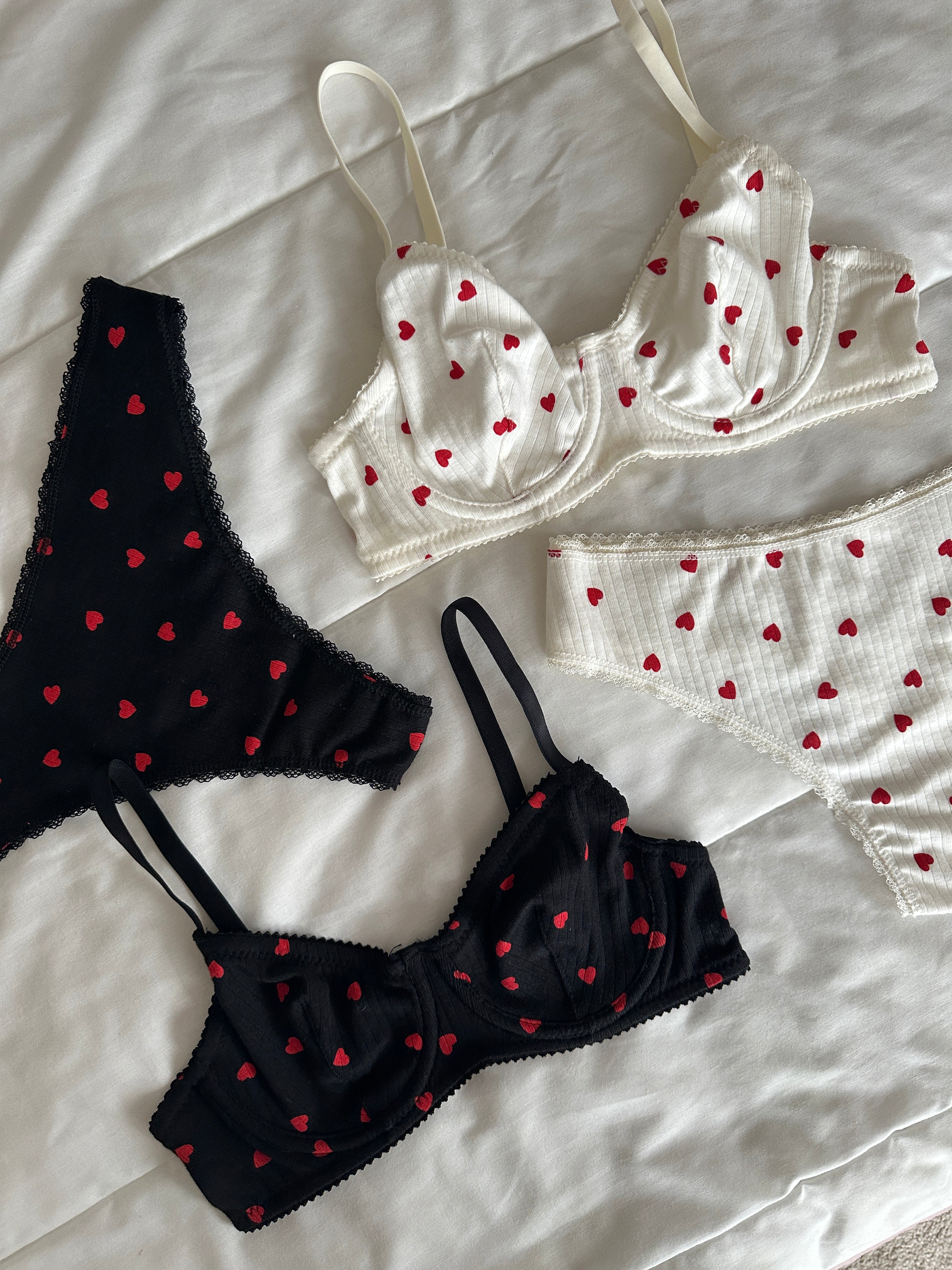 Amore Siyah & Beyaz 2'li İç Giyim Seti