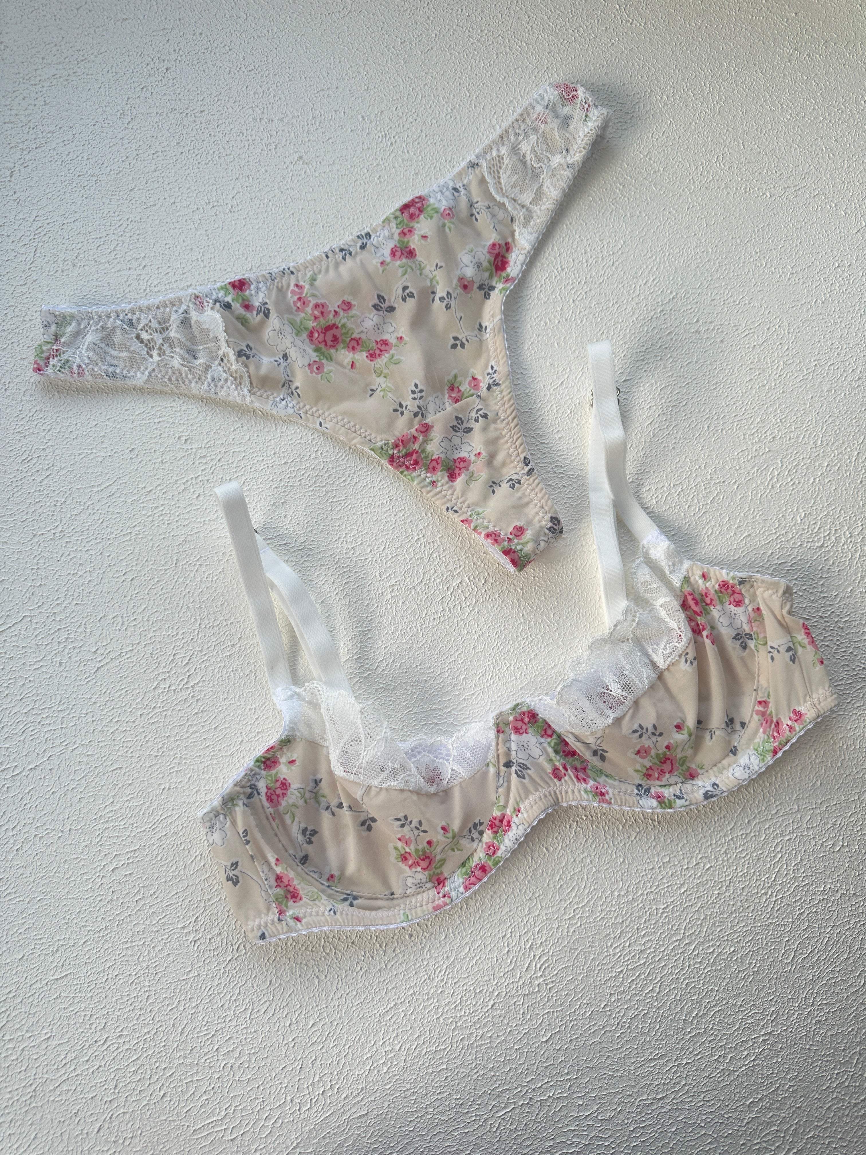 Dolca Rosa Ekru Balenli Takım