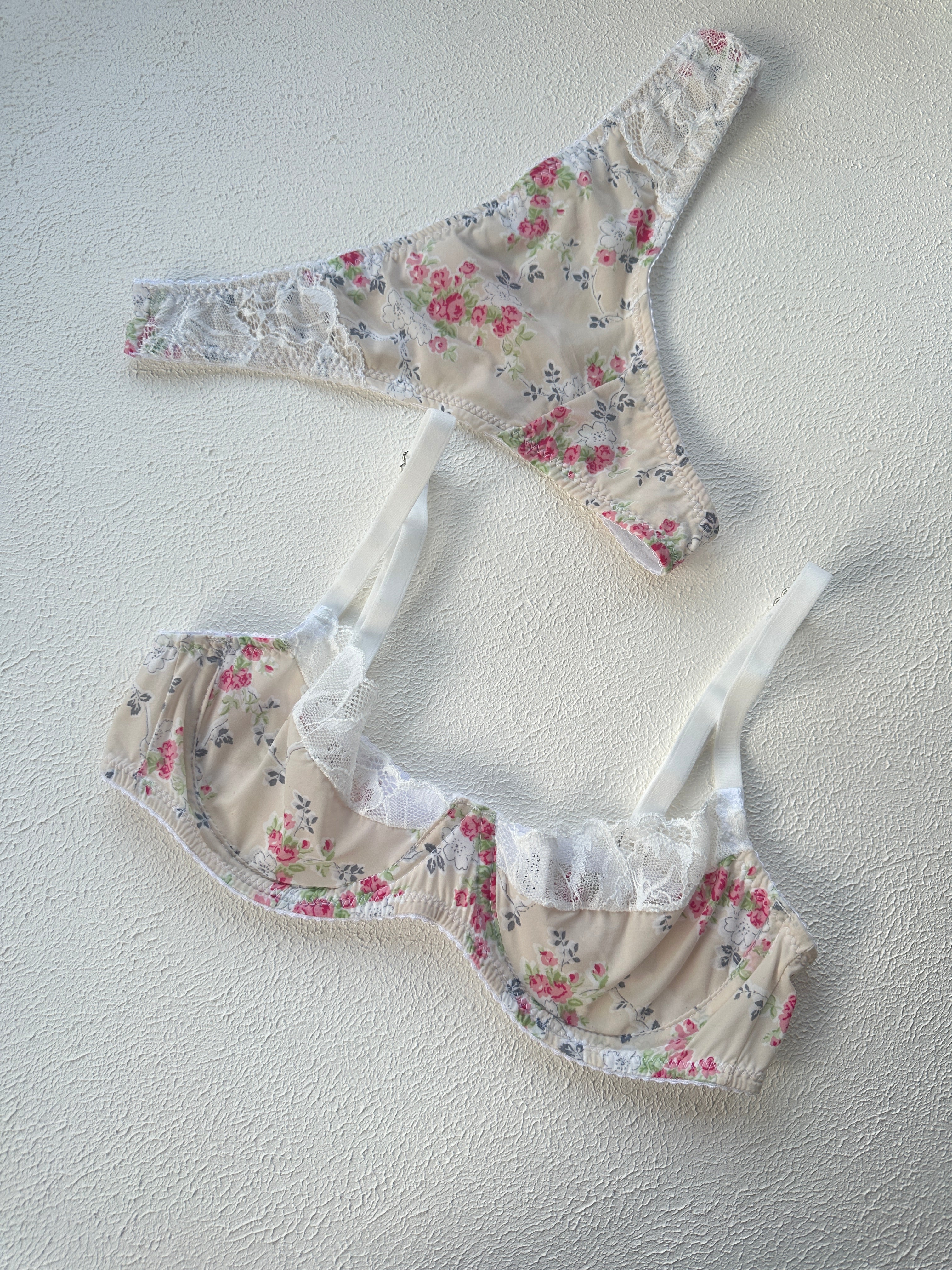 Dolca Rosa Ekru Balenli Takım