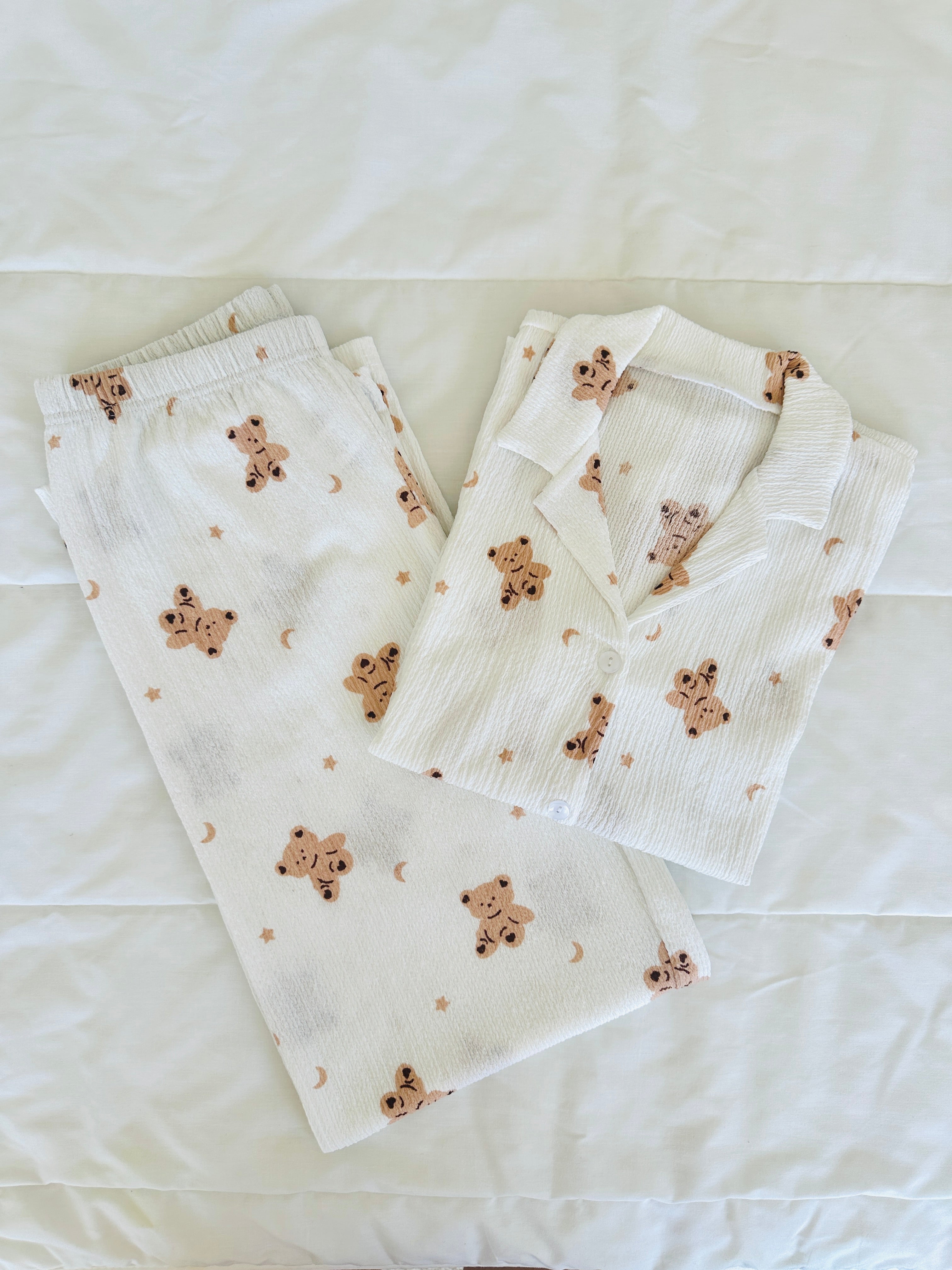 Beyaz Ayıcıklı Bürümcük Pijama Takımı