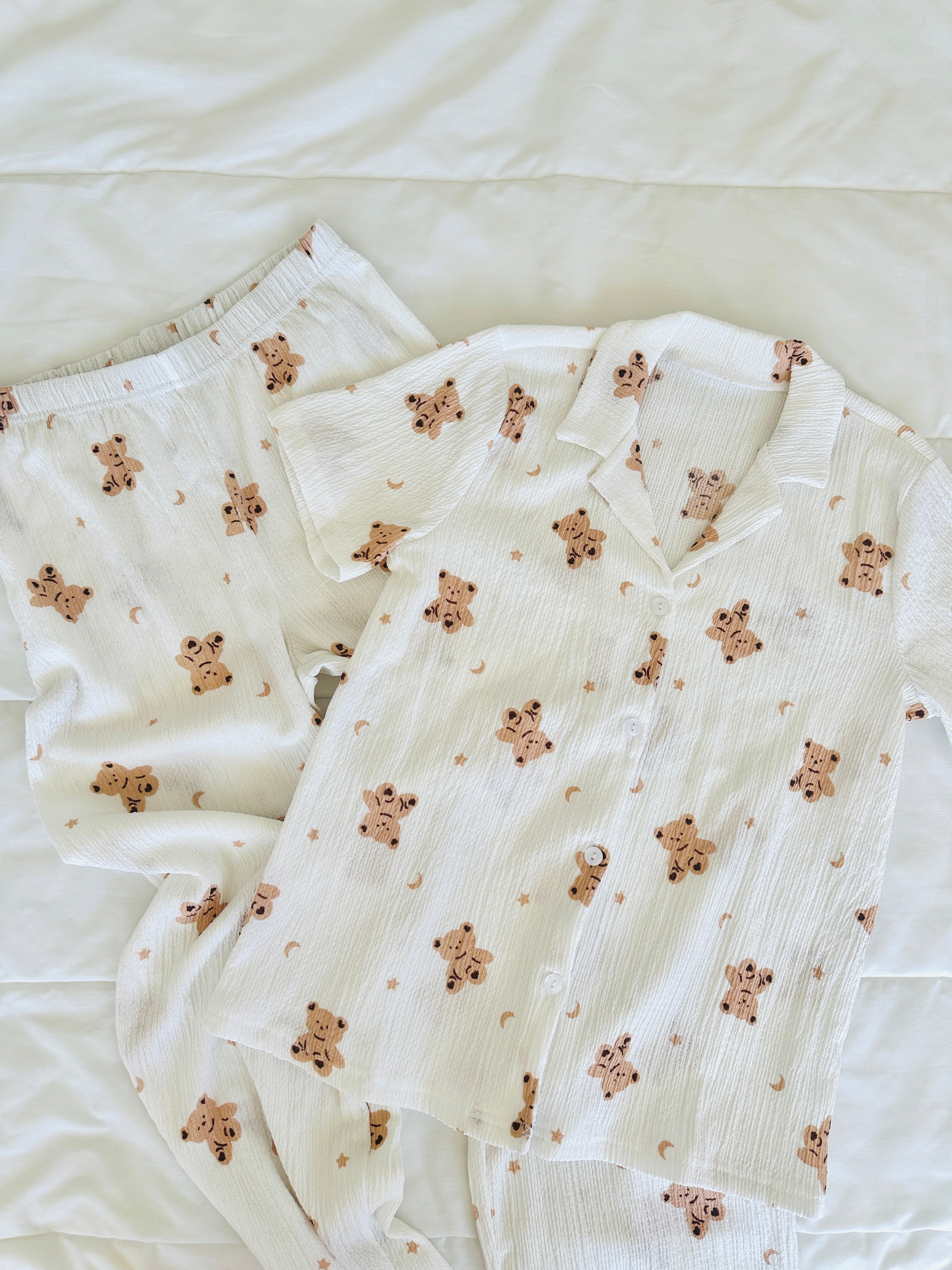 Beyaz Ayıcıklı Bürümcük Pijama Takımı