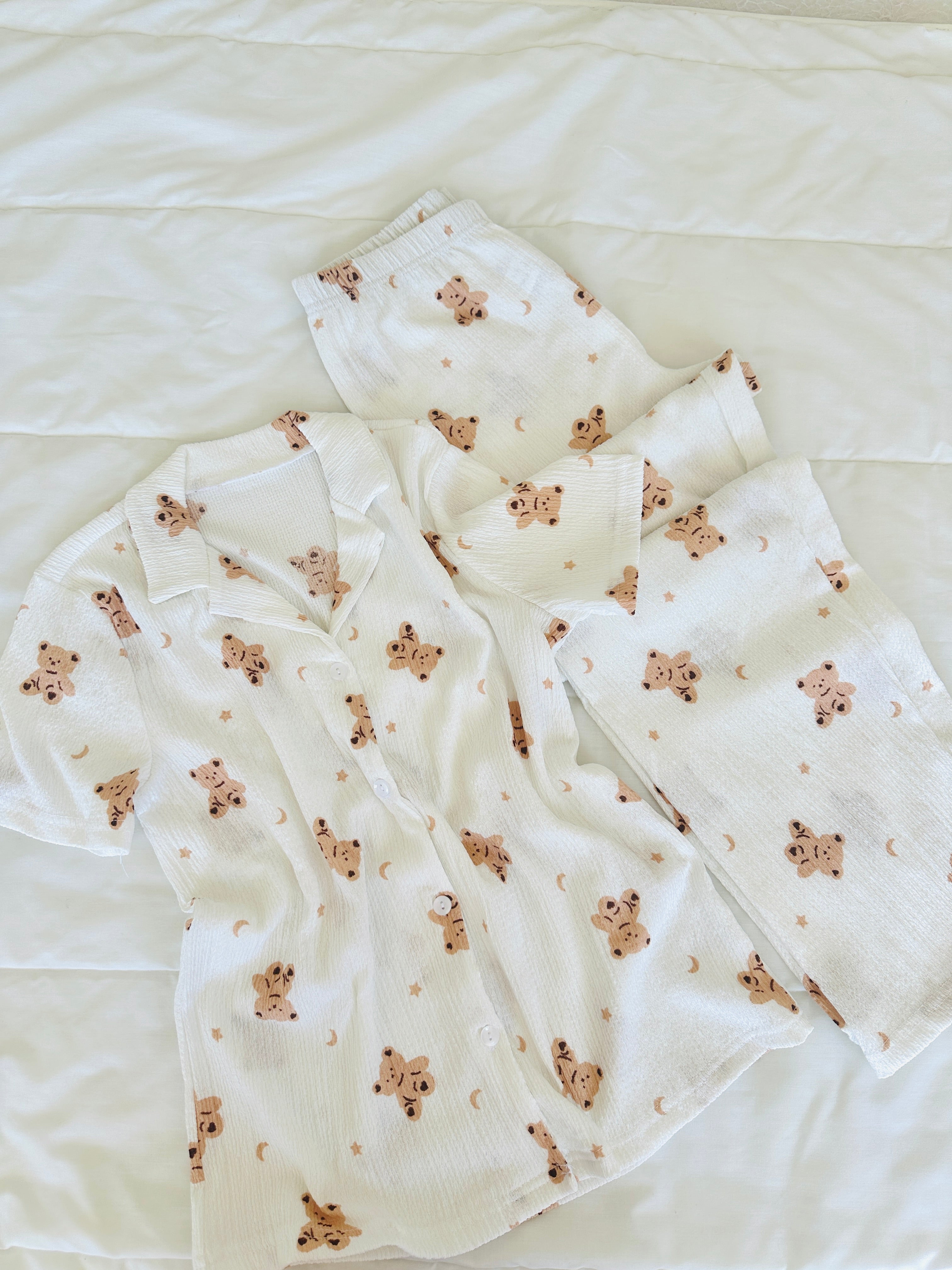 Beyaz Ayıcıklı Bürümcük Pijama Takımı