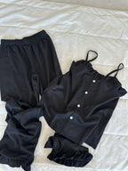 Siyah Fırfır Detaylı Bürümcük Pijama Takımı