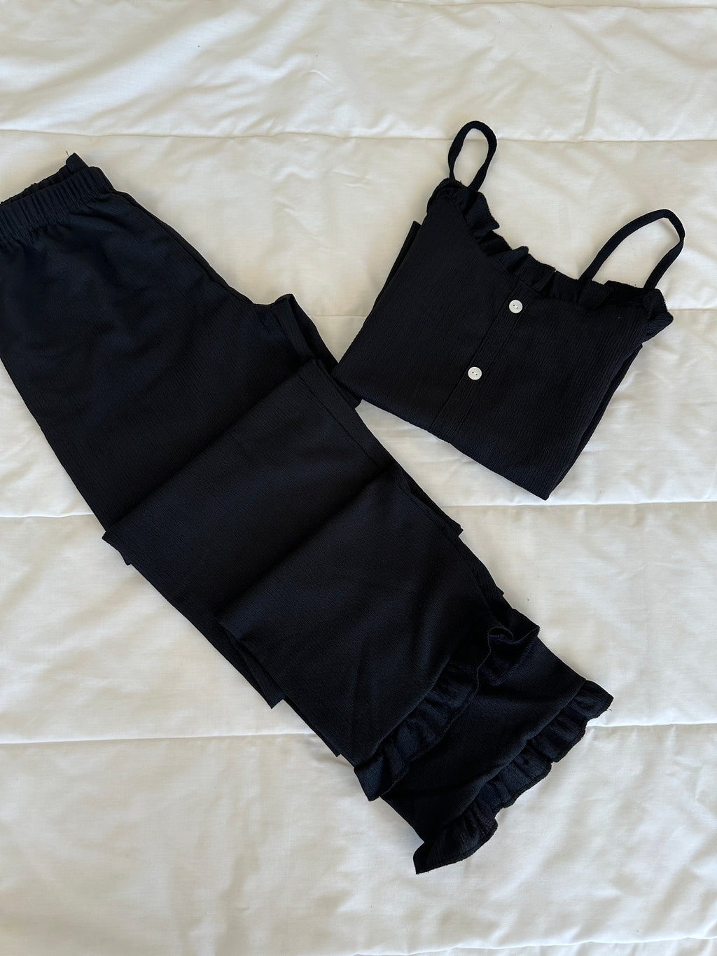 Siyah Fırfır Detaylı Bürümcük Pijama Takımı