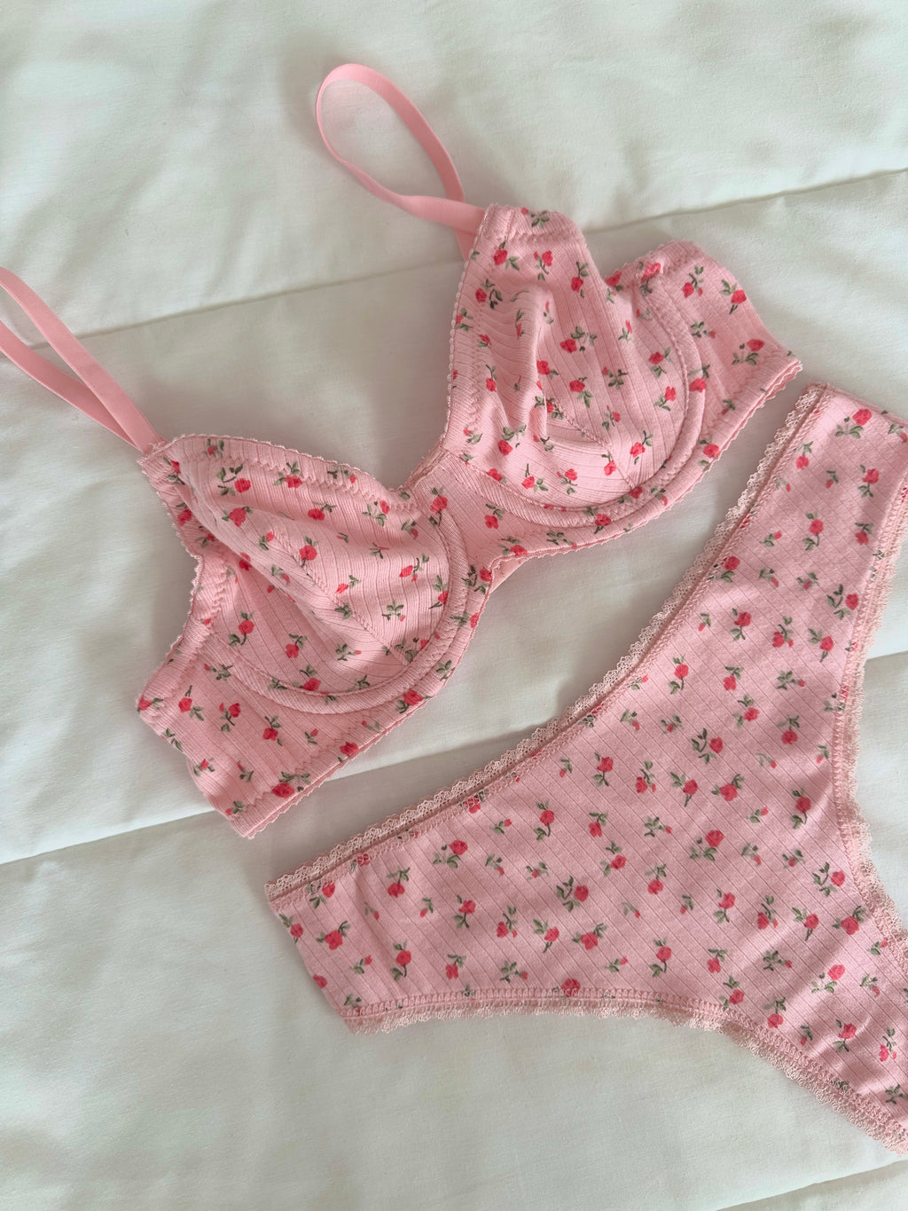 Lavi Pembe Soft Balenli Takım