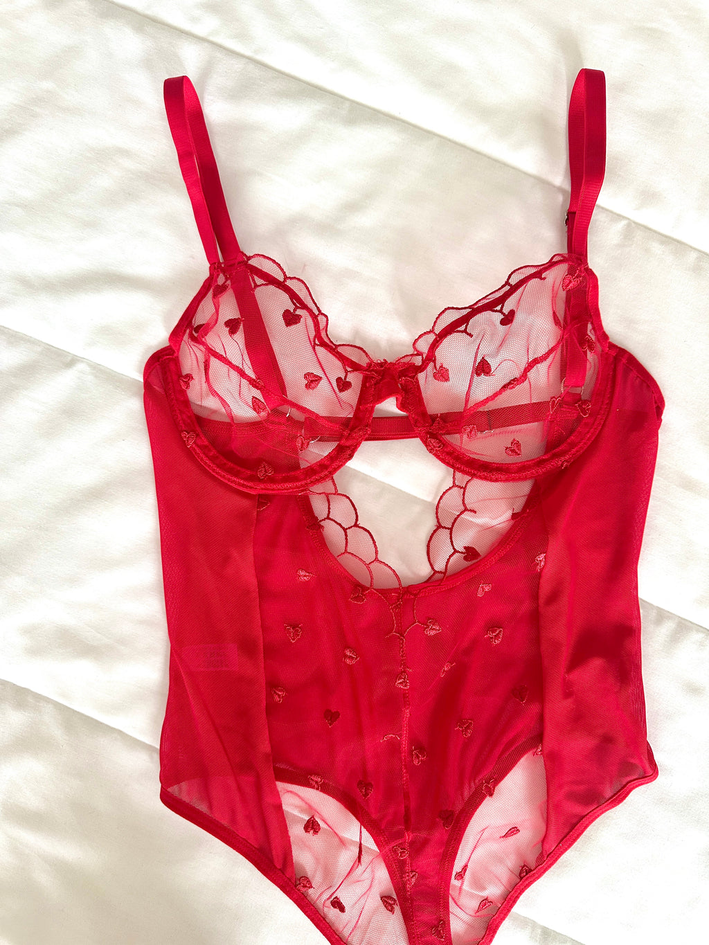 Elodi Kırmızı Kalpli Bodysuit