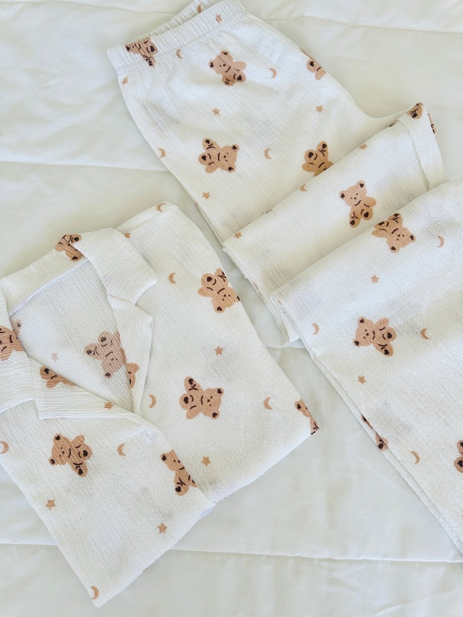 Beyaz Ayıcıklı Bürümcük Pijama Takımı - Feruz Design