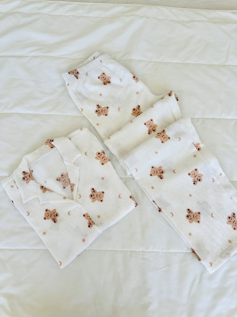 Beyaz Ayıcıklı Bürümcük Pijama Takımı - Feruz Design