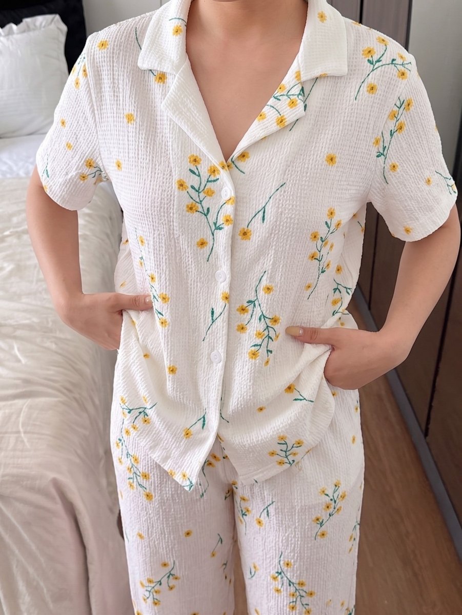 Beyaz Çiçek Desenli Bürümcük Pijama Takımı - Feruz Design