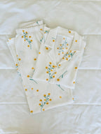 Beyaz Çiçek Desenli Bürümcük Pijama Takımı - Feruz Design