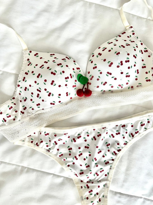 Cherry Beyaz Dolgulu Sütyen Takım - Feruz Design