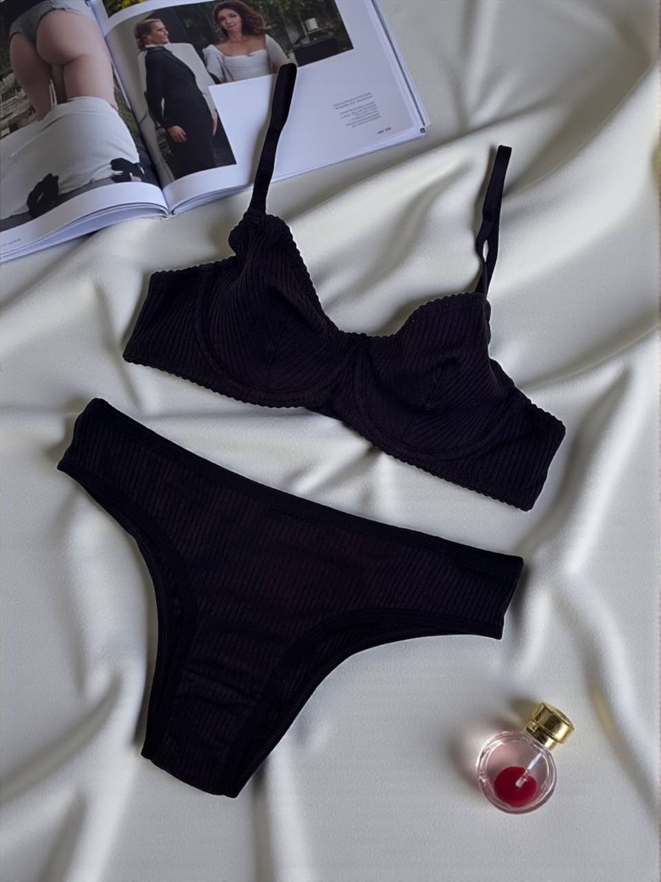 Dali Siyah Soft Balenli Takım