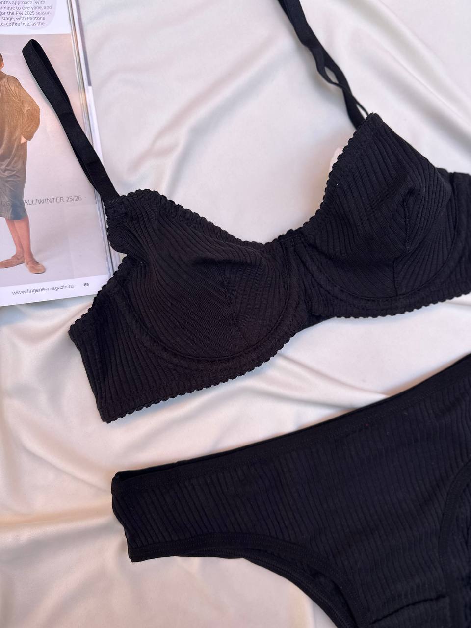 Dali Siyah Soft Balenli Takım