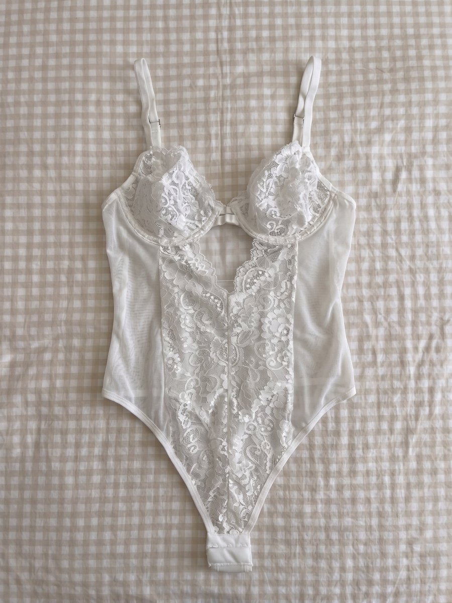 Pure Delight Dantel Bodysuit - Feruz Design